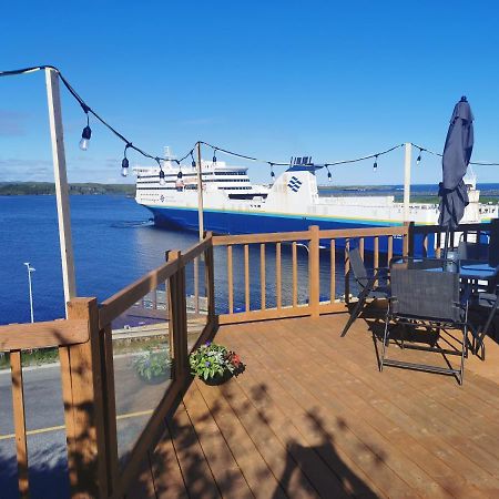 Starboard Side Guest House Channel-Port aux Basques Kültér fotó