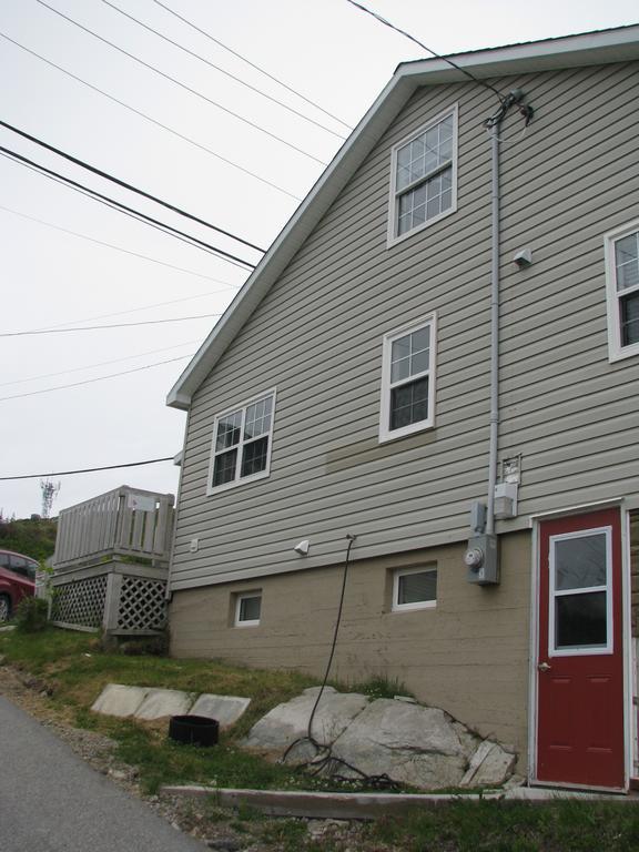 Starboard Side Guest House Channel-Port aux Basques Kültér fotó